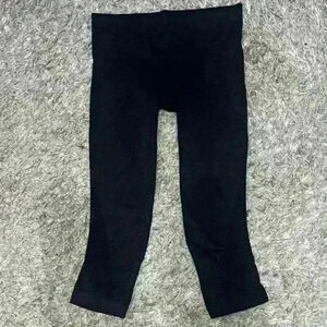 Athleta Black Cropped Leggings | Workout Pants | Gym | Running | Size Medium